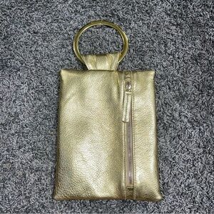 M.ANDONIA women's bracelette bag in gold